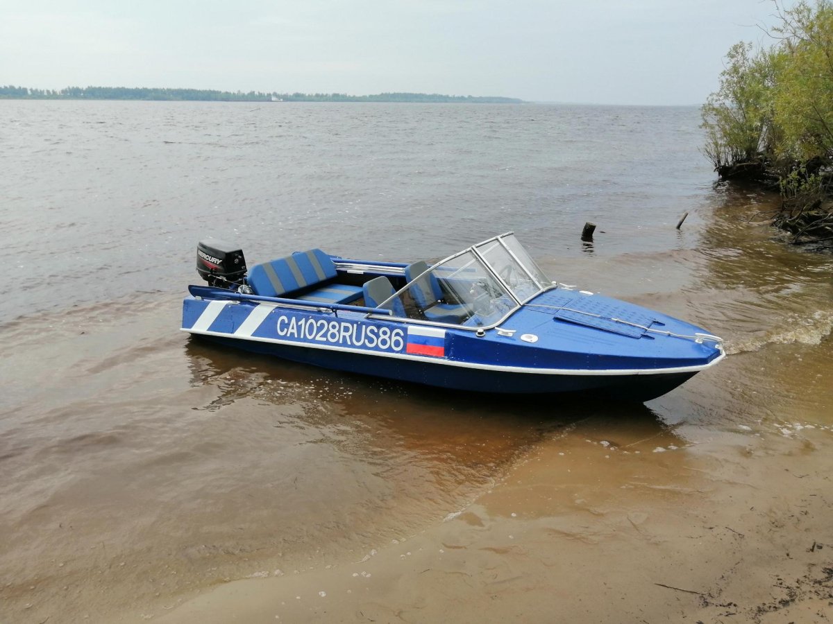 Моторная лодка Обь 3м