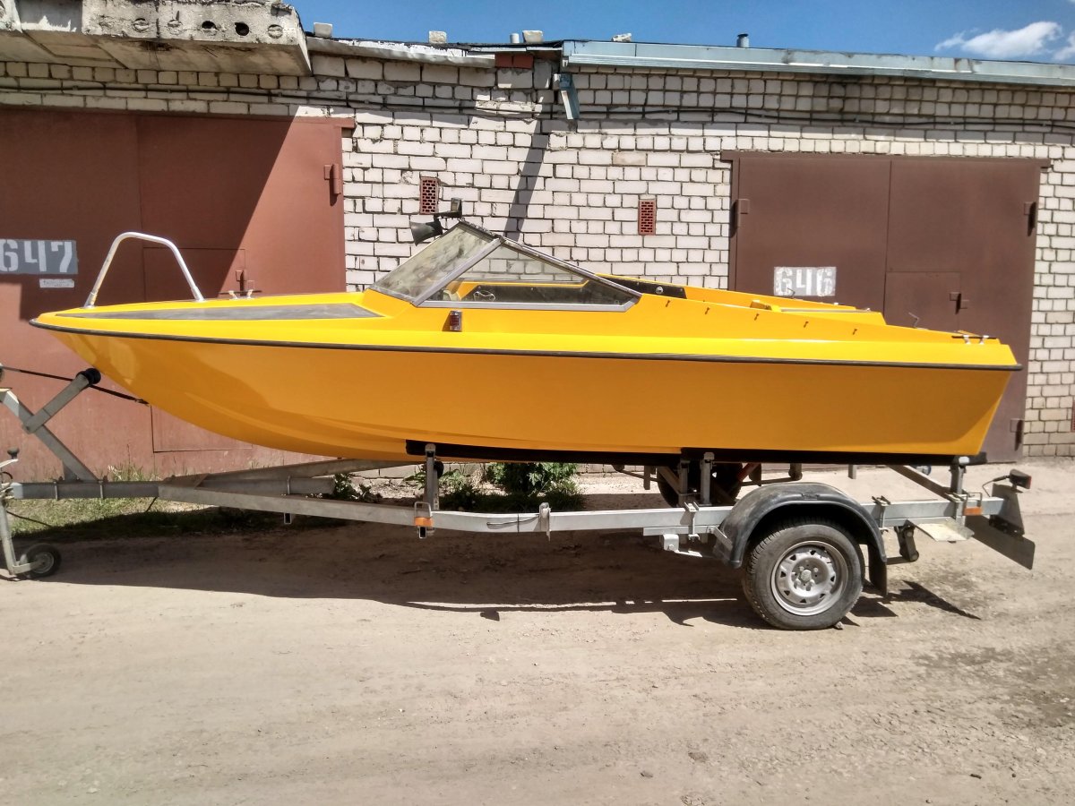 Расцветки моторных лодок