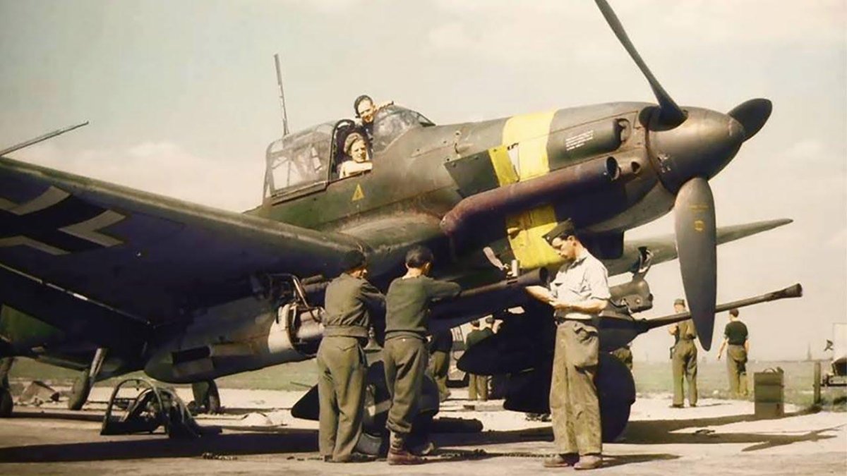 Junkers ju 87 самолёты Германии