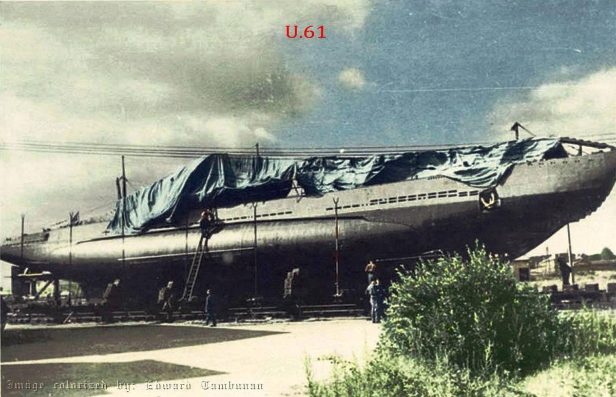 База субмарин в Лорьяне