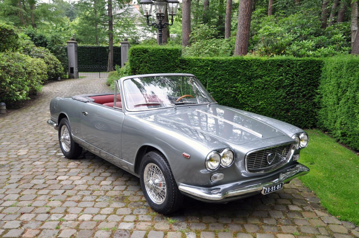 Лянчия Флавия