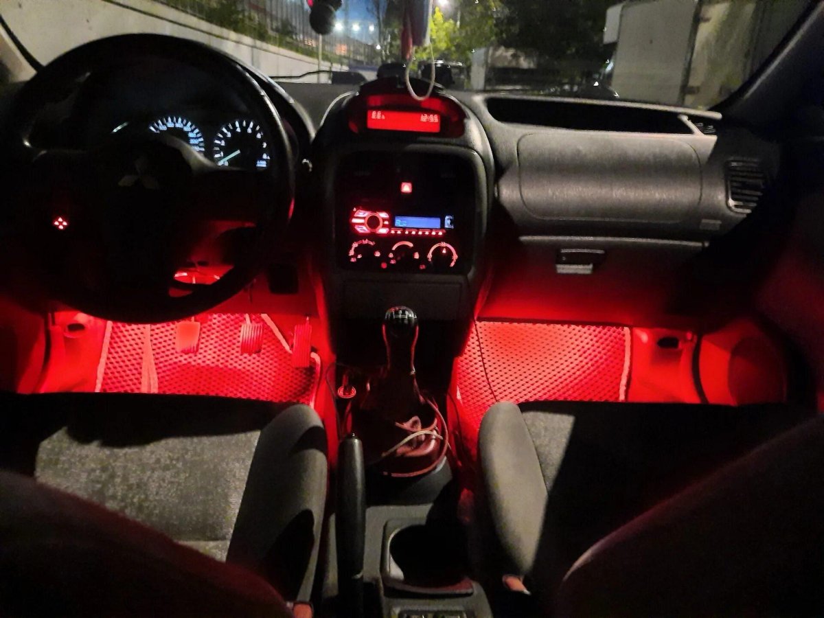 Mitsubishi Eclipse 3 салон подсветка