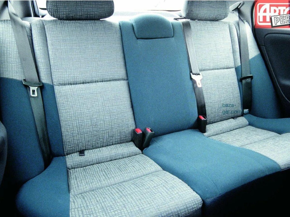 Чехлы Mitsubishi Carisma 1999