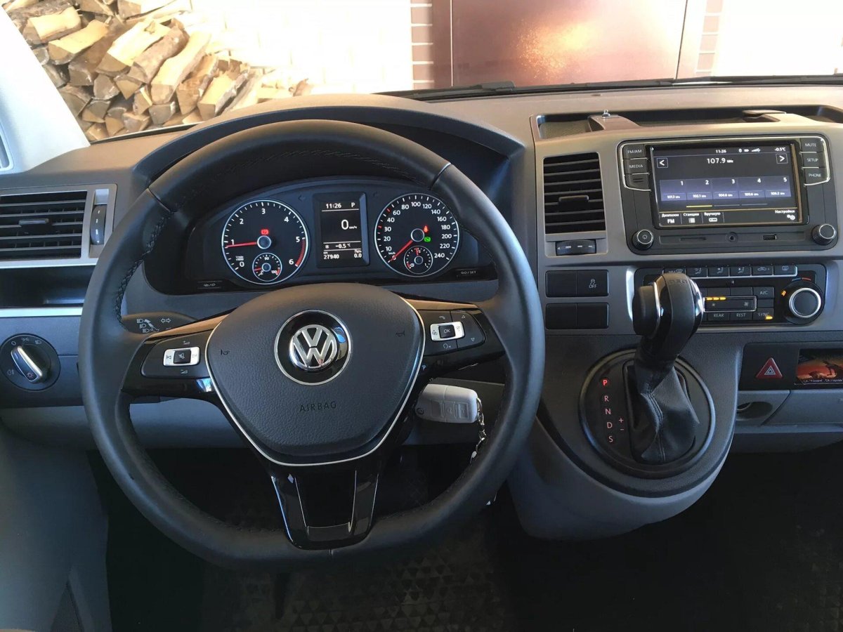 Volkswagen Caravelle t6 салон