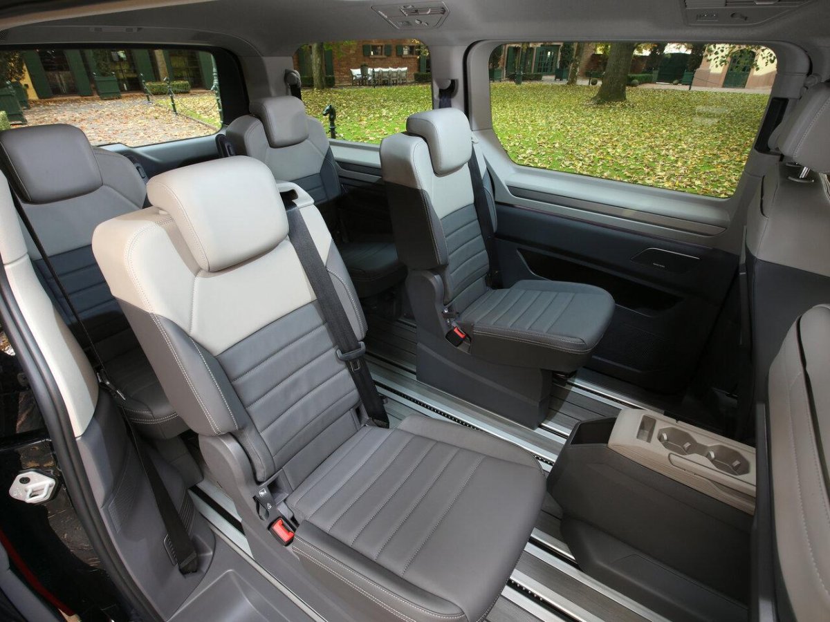 Мультивен Фольксваген 2022 новый