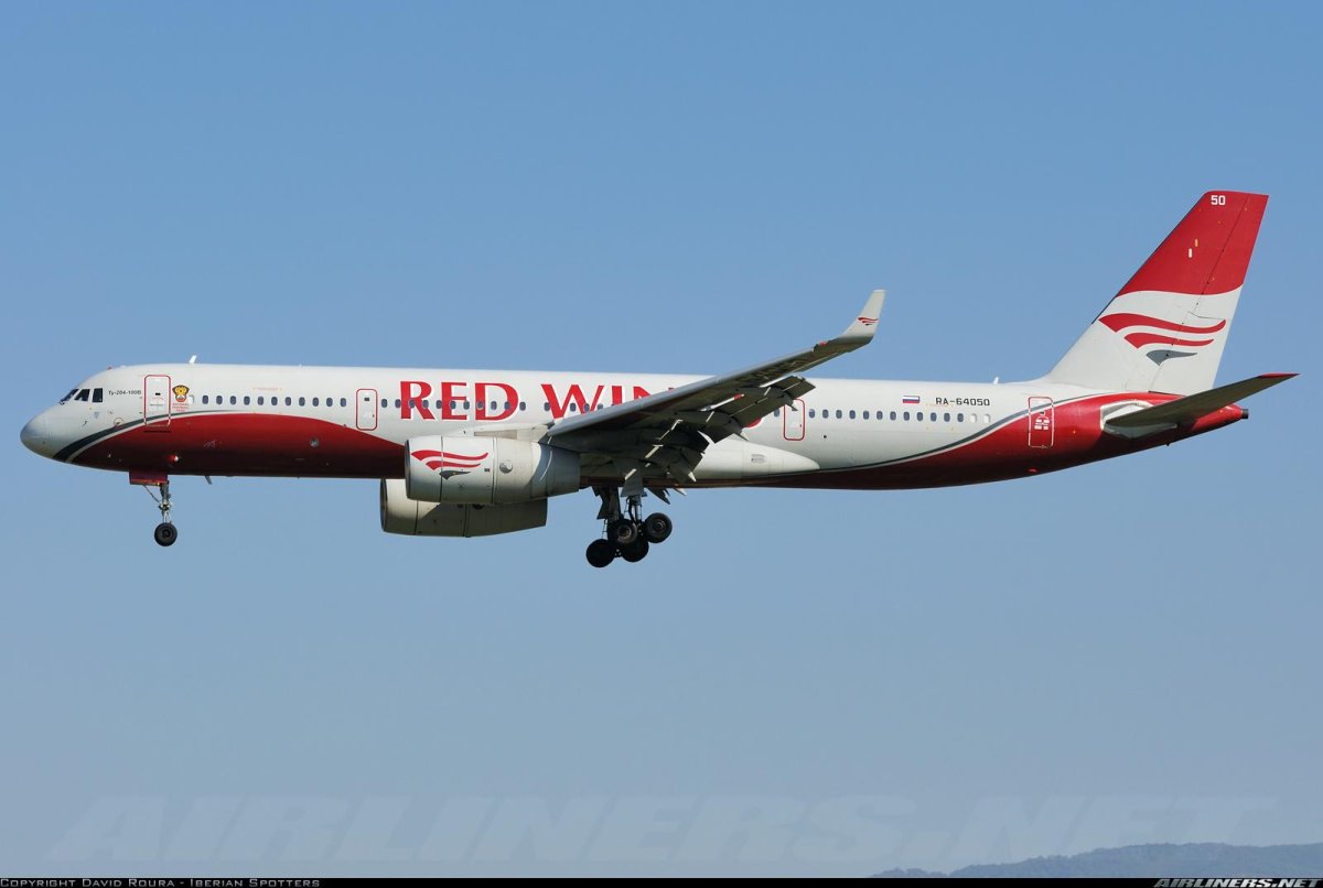 Red Wings Tupolev tu 204