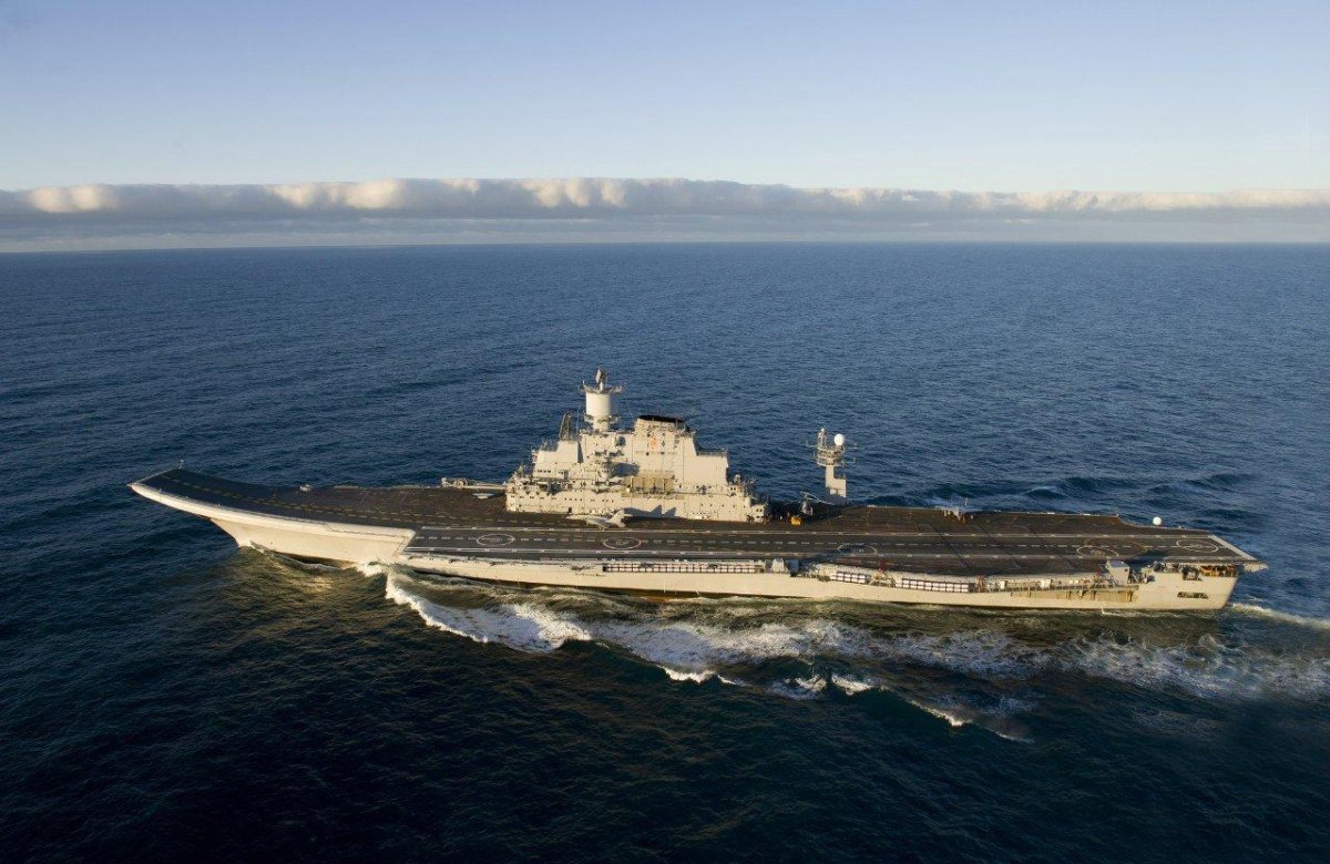 Авианосец Vikramaditya