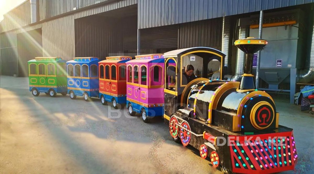 Паровозик аттракцион безрельсовый