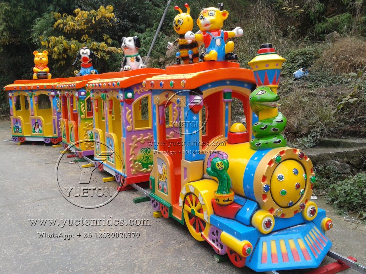 Детский аттракцион паровозик безрельсовый