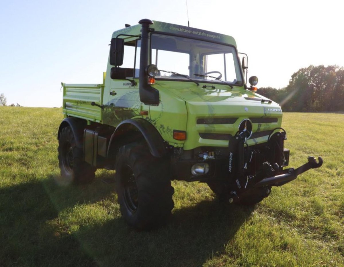 Мерседес Унимог 1600
