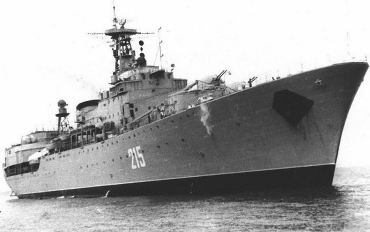 Учебный корабль Бородино