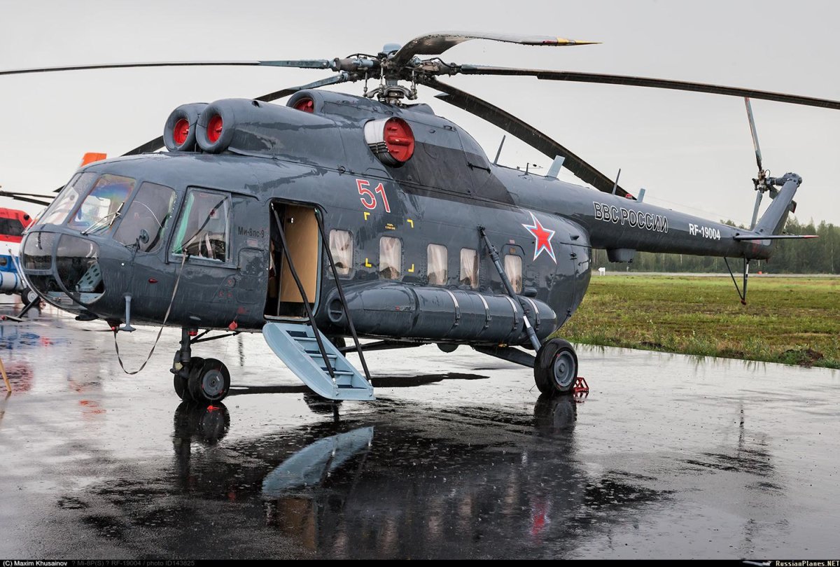 Многоцелевой вертолет ми-8