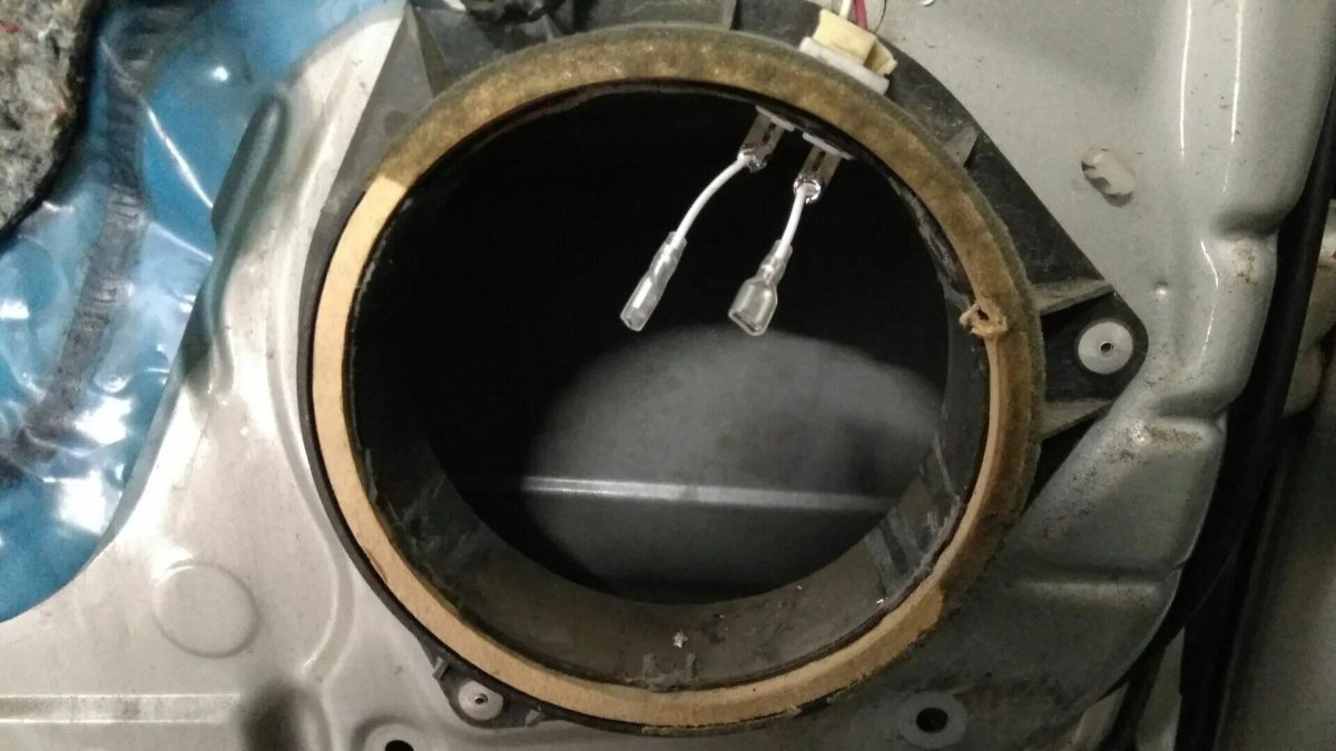 Размеры динамиков для Понтиак Вайб