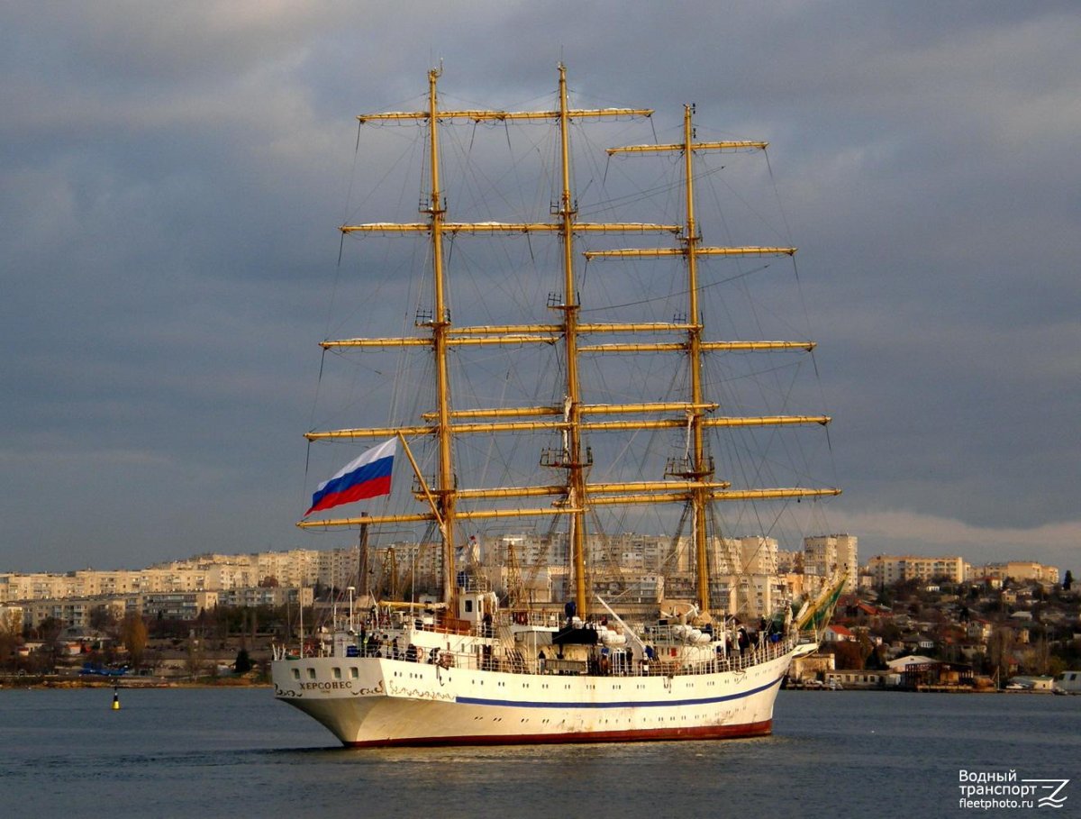 Херсонес корабль