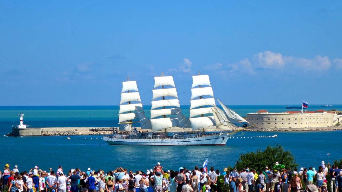 Херсонес судно