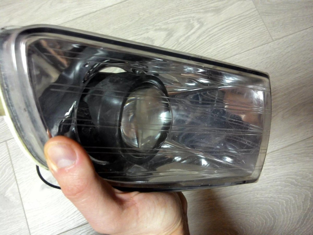 Линзы в противотуманные фары Шкода Октавия а5