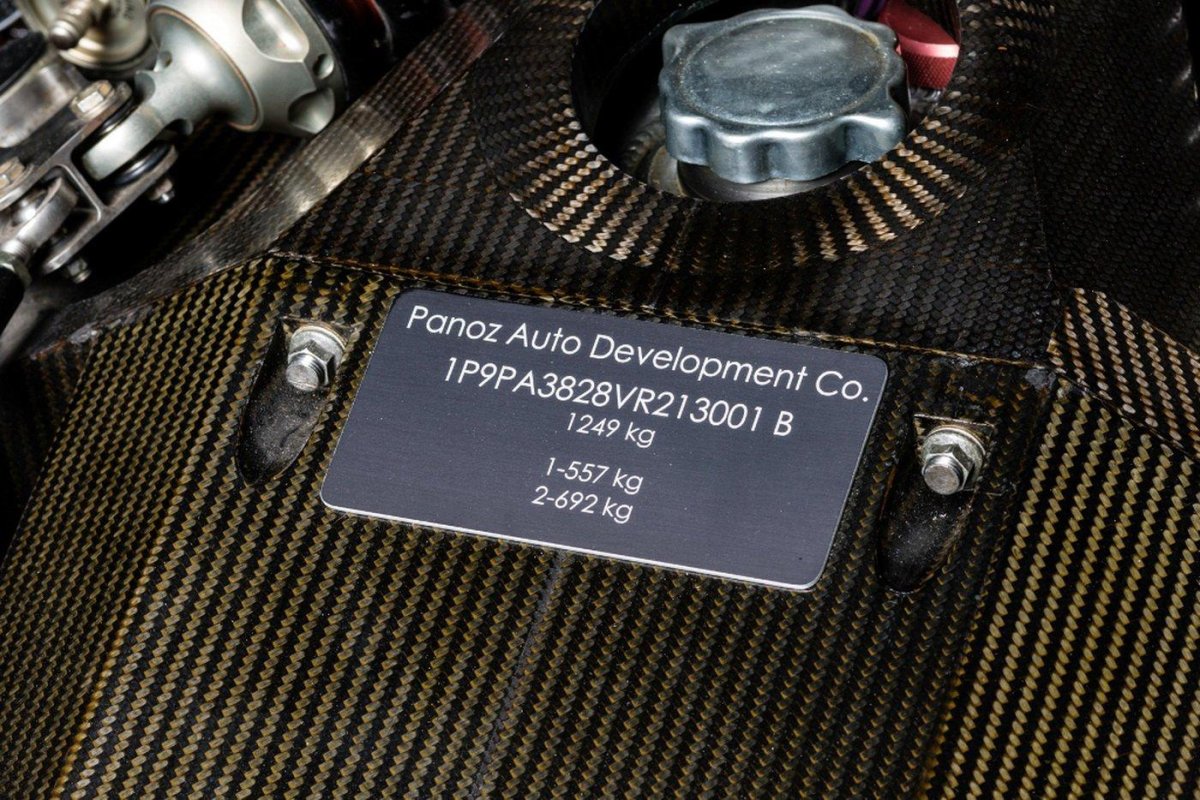 Panoz GTR