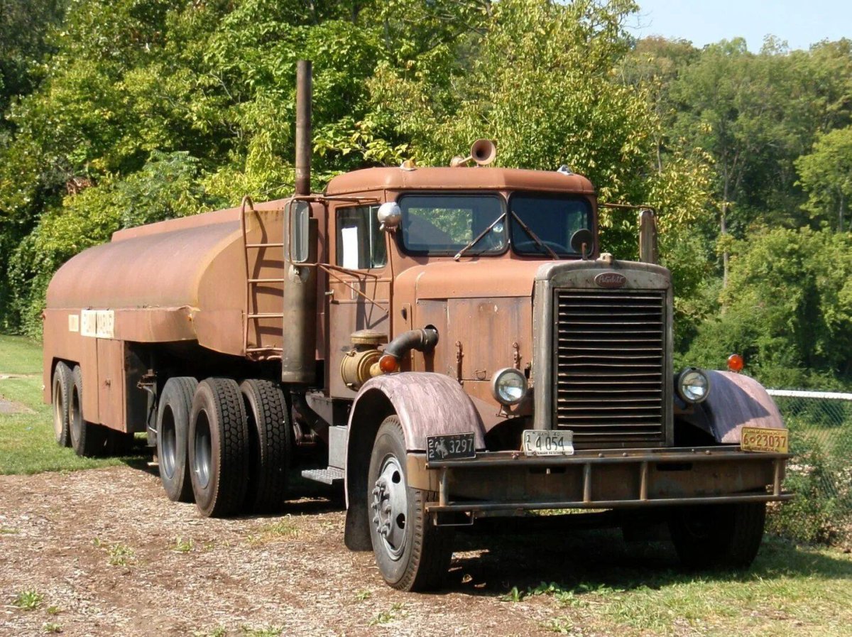 Американский грузовик Peterbilt