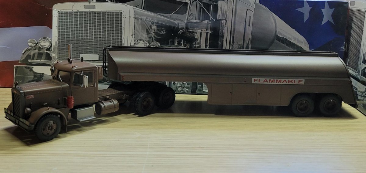 Петербилт 281 1 43