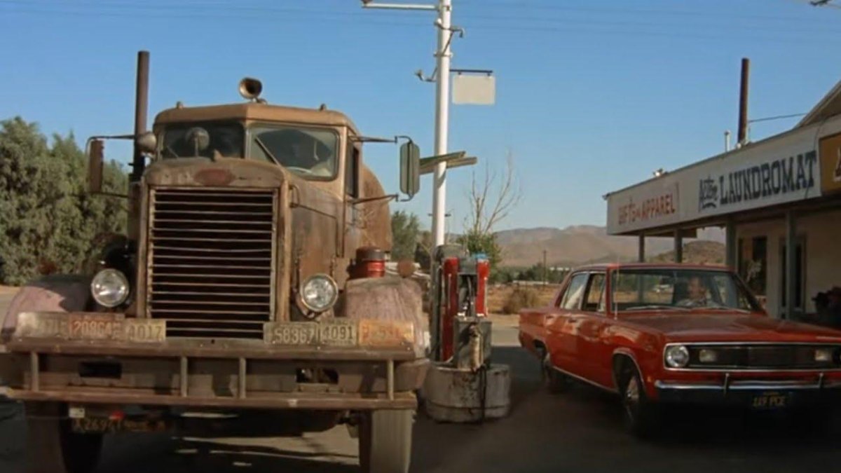 Петербилт 281 дуэль