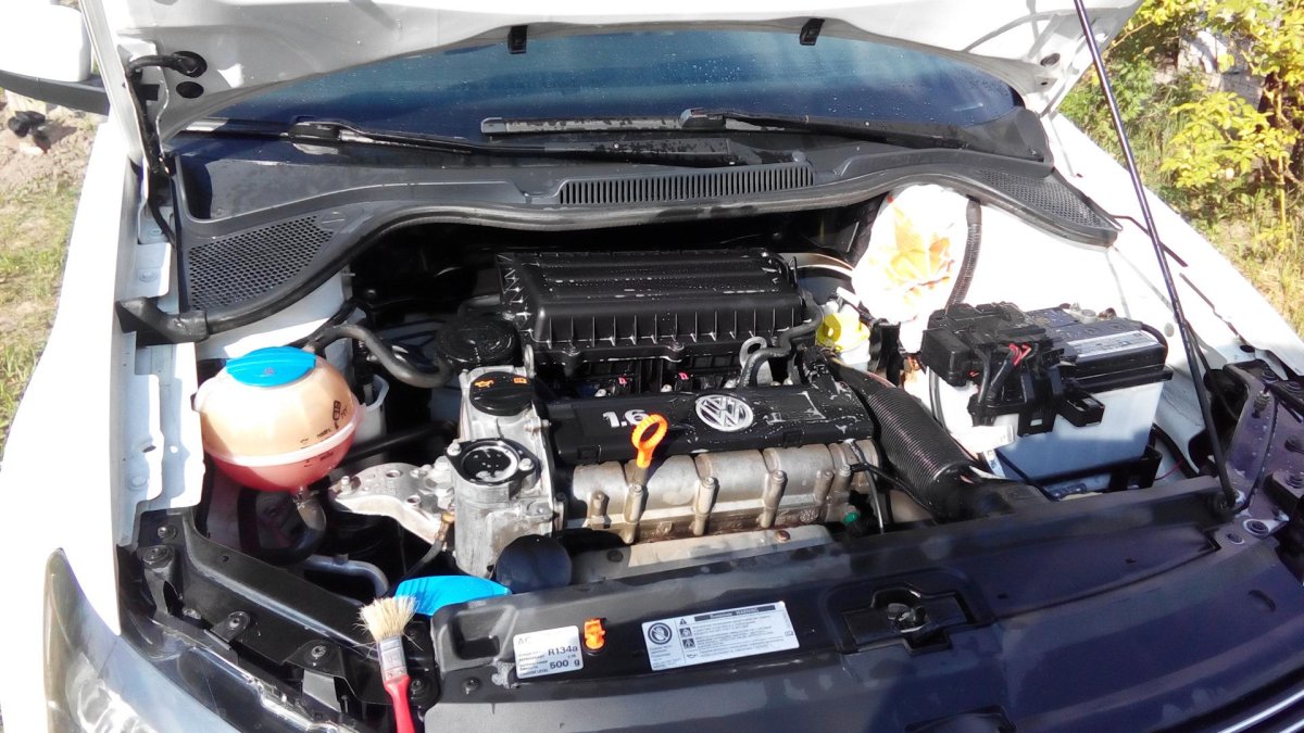 Под капотом поло седан 2013