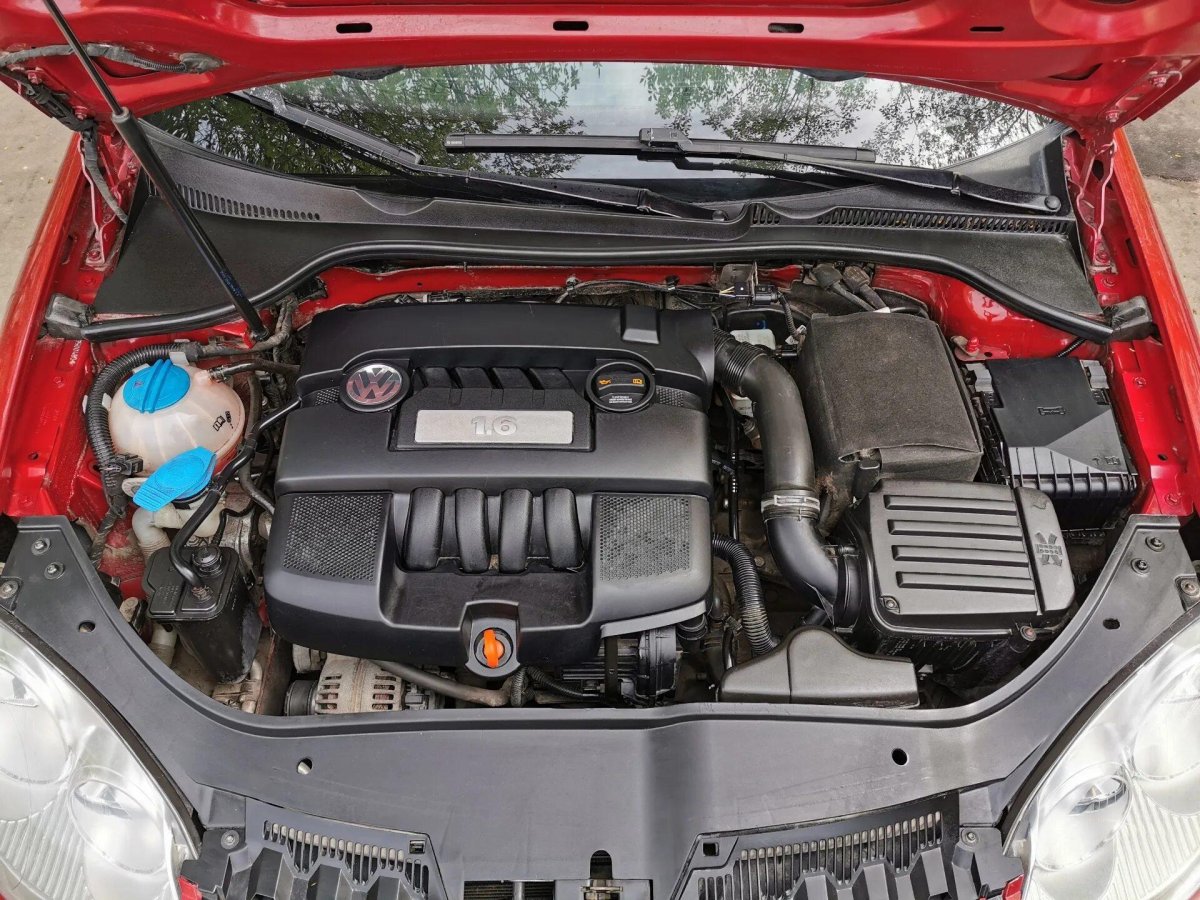 Volkswagen Jetta 6 под капотом