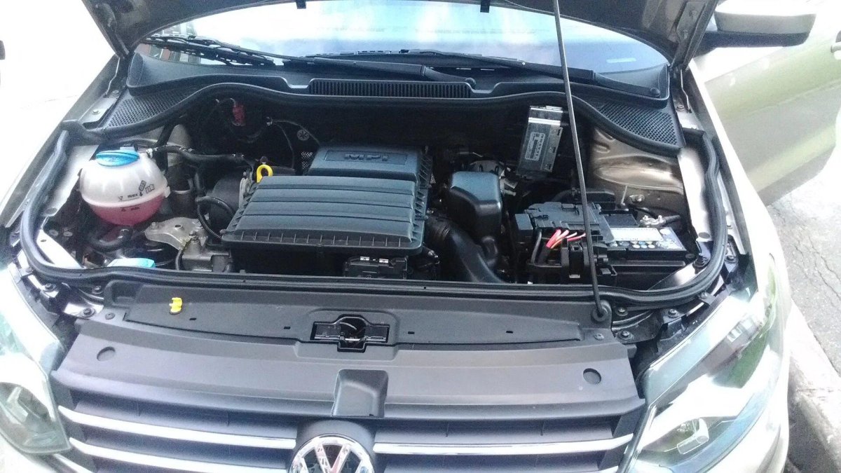 Поло 2012 под капотом