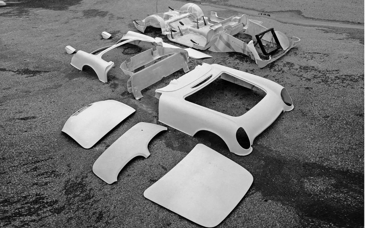 Шевроле Корвет из стеклопластика