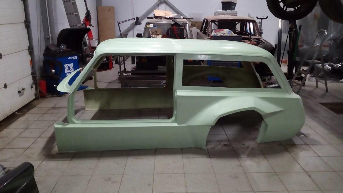 Боковина 2121 стеклопластик