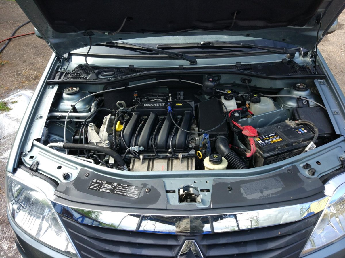 Что под капотом у Renault Logan 2008