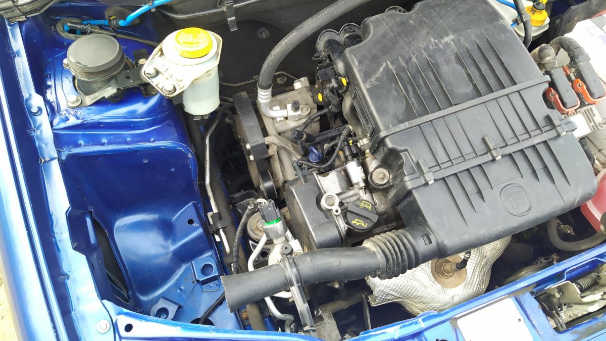 Фиат Альбеа под капотом