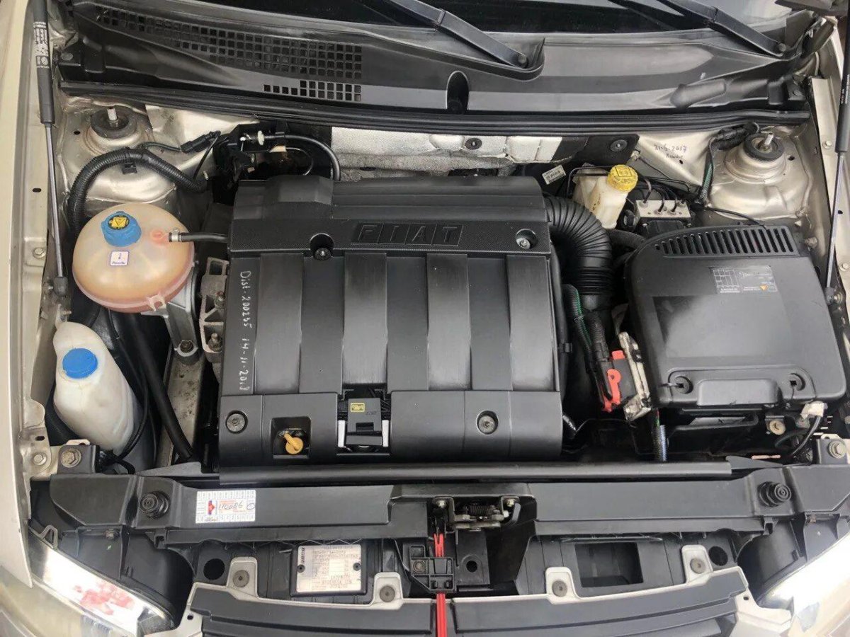 Обшивка подкапотного пространства