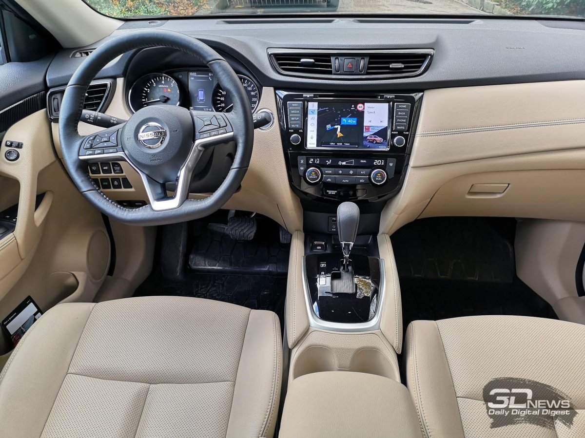 Ниссан х-Трейл 2017 салон бежевый