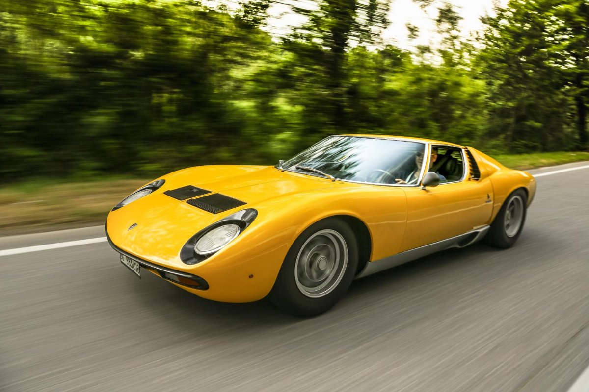 Lamborghini Miura 2020