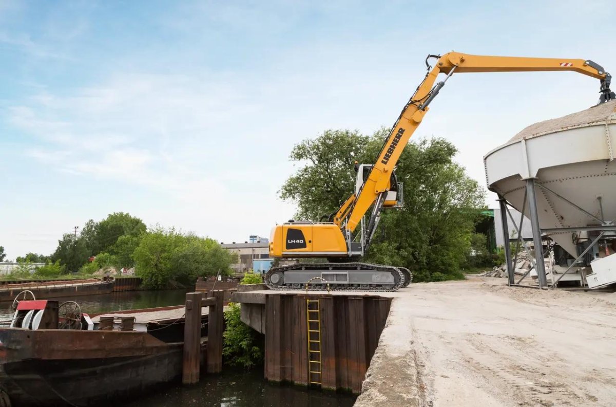 Перегружатель Liebherr lh40