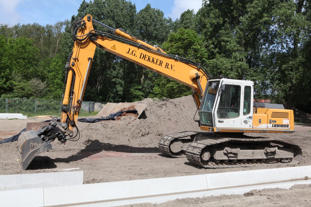 Liebherr r904