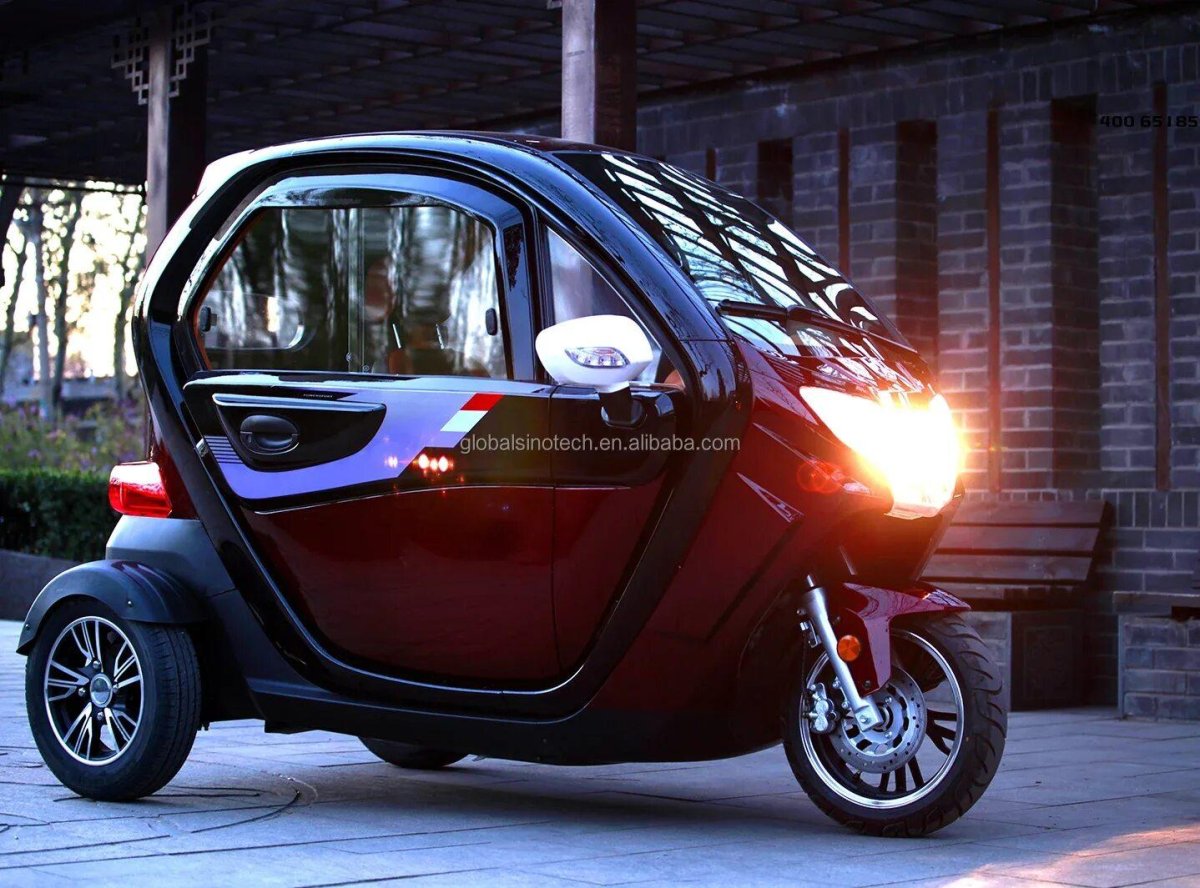 Скутер трицикл Triscooter Avrora 2000w el (ev) с кабиной