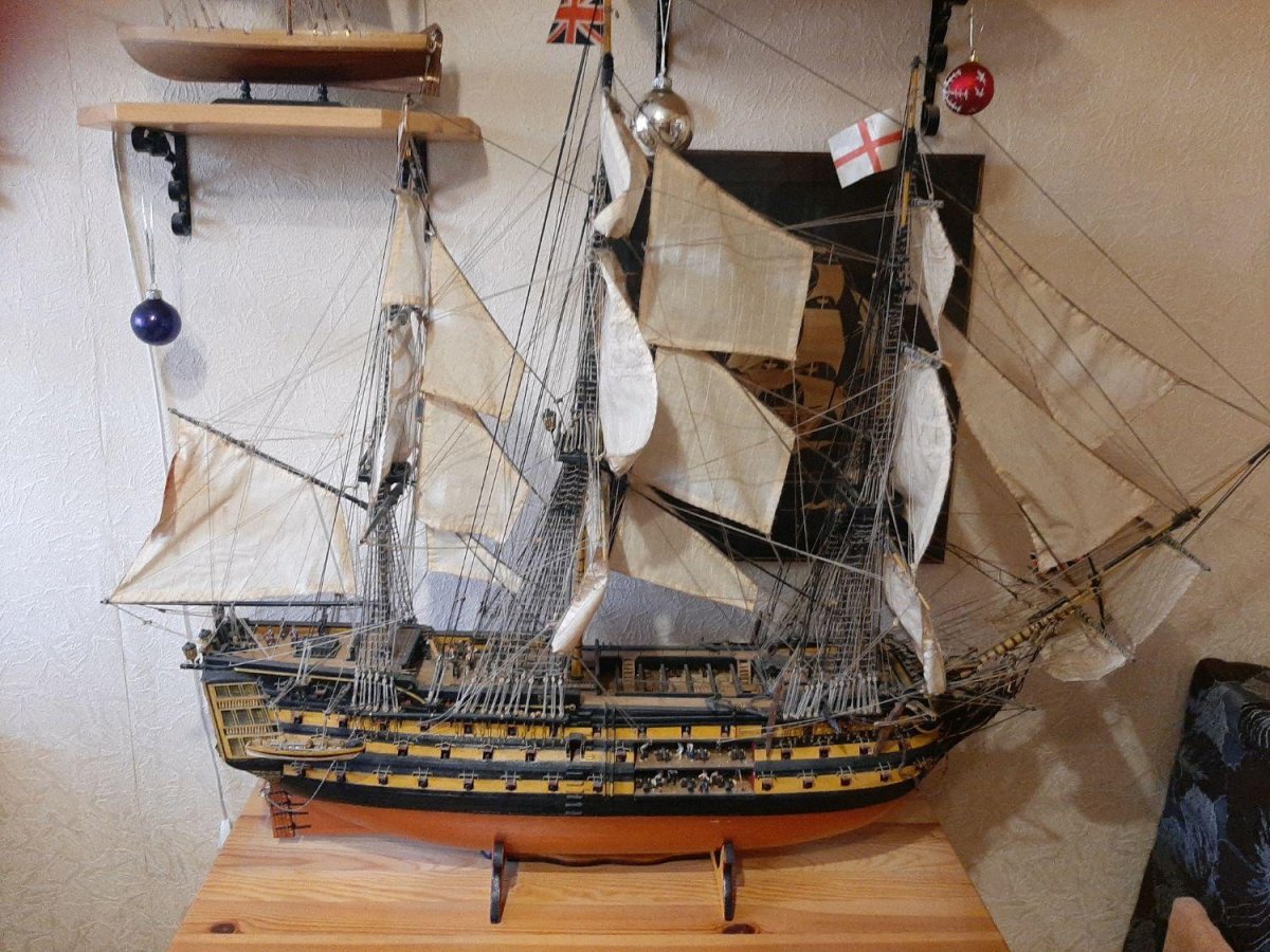 Подставка под корабль Виктори