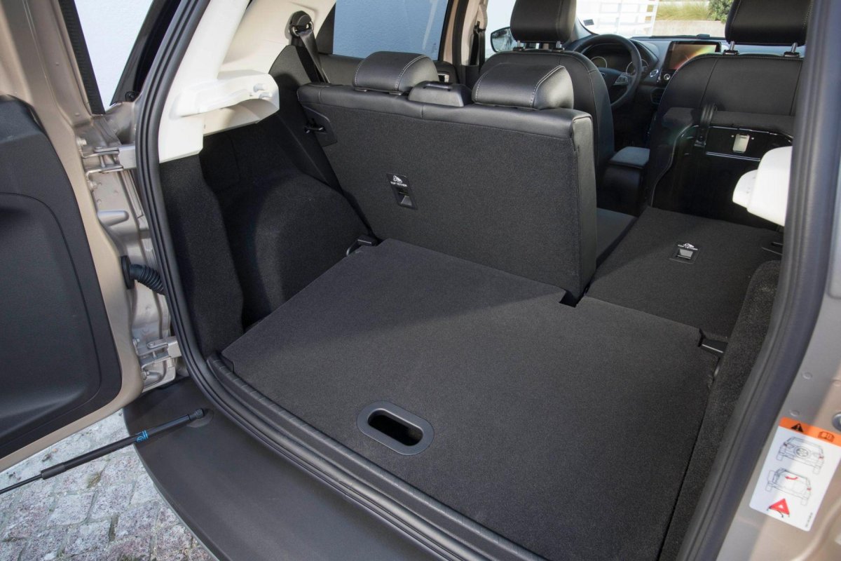 Ford ECOSPORT салон и багажник