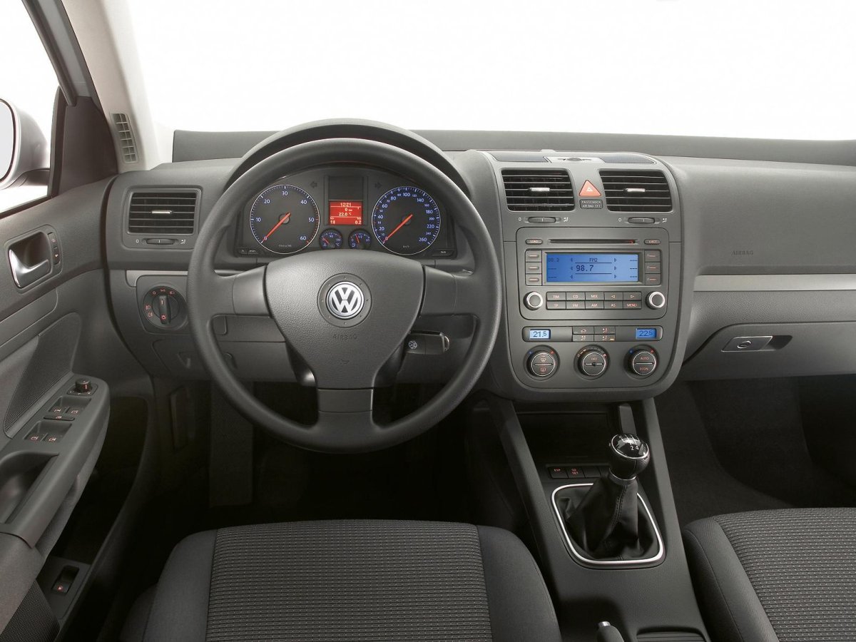 Volkswagen Jetta 5 салон