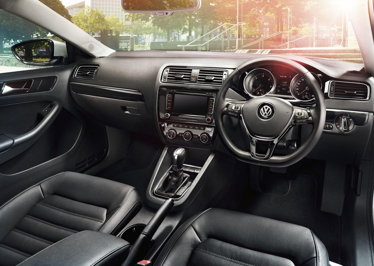 Фольксваген Джетта 2020 салон