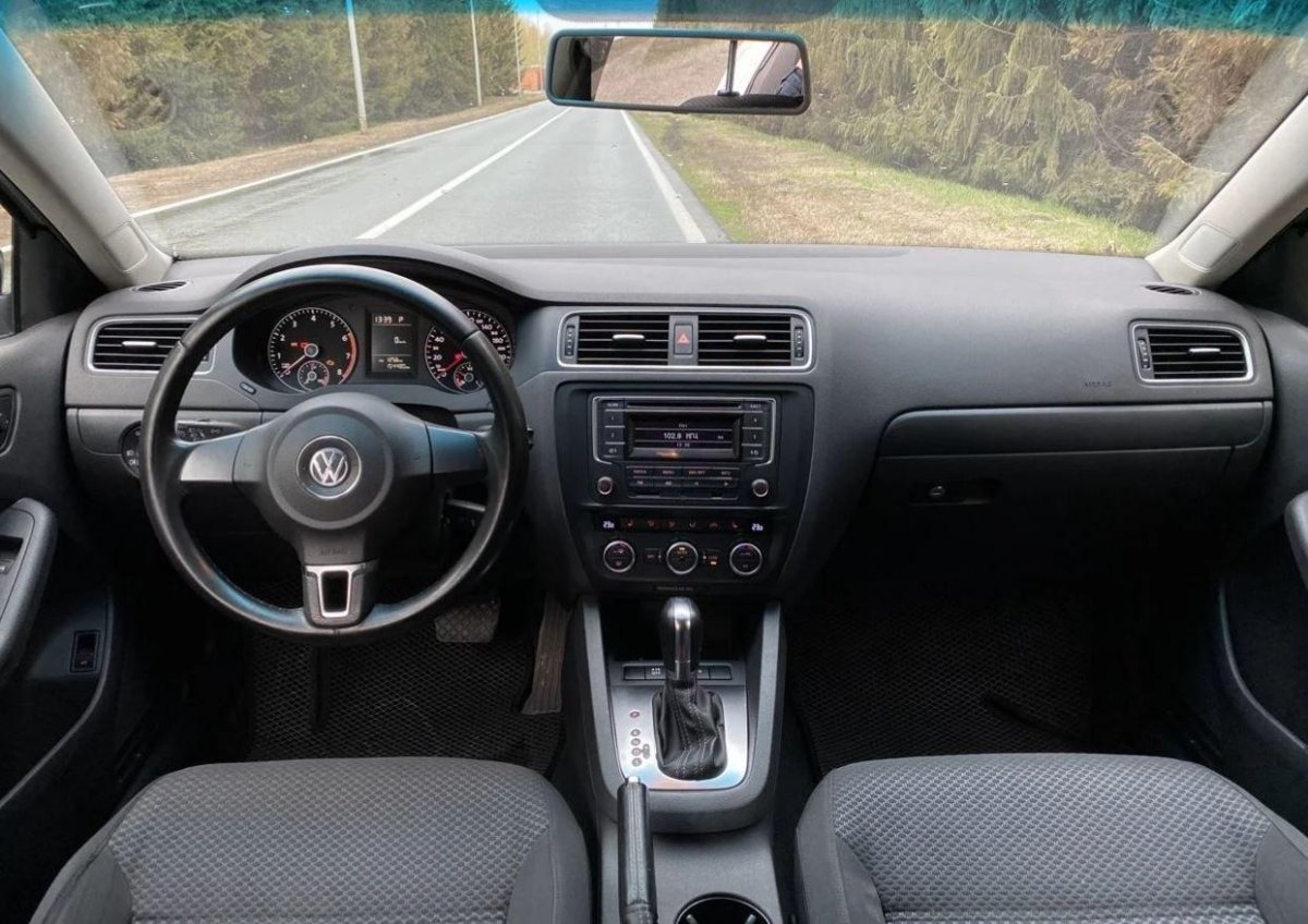 Фольксваген Джетта 2014 года