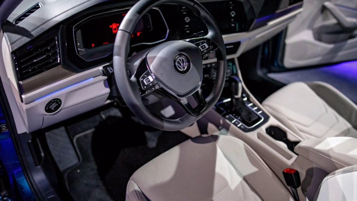 Фольксваген Джетта 2019 салон