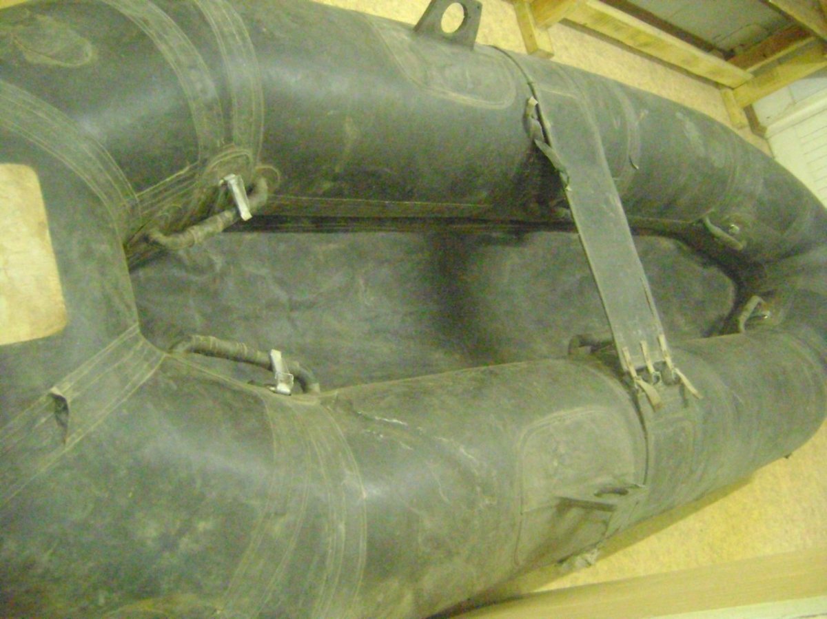 Лодка надувная десантная СНЛ-8