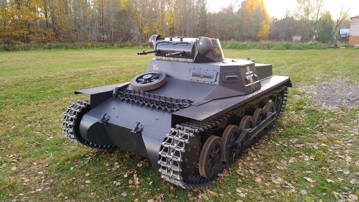 Танк панцер 1