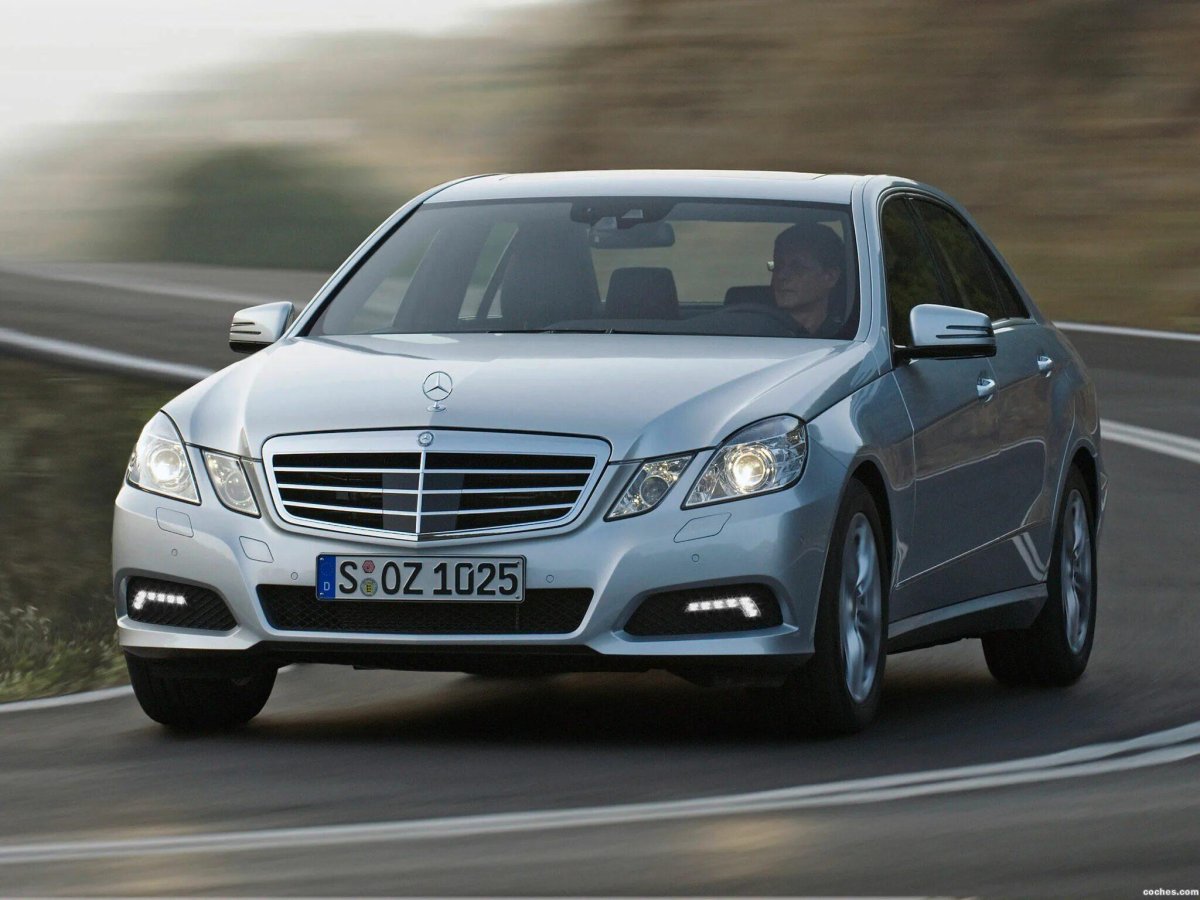 Mercedes e w212