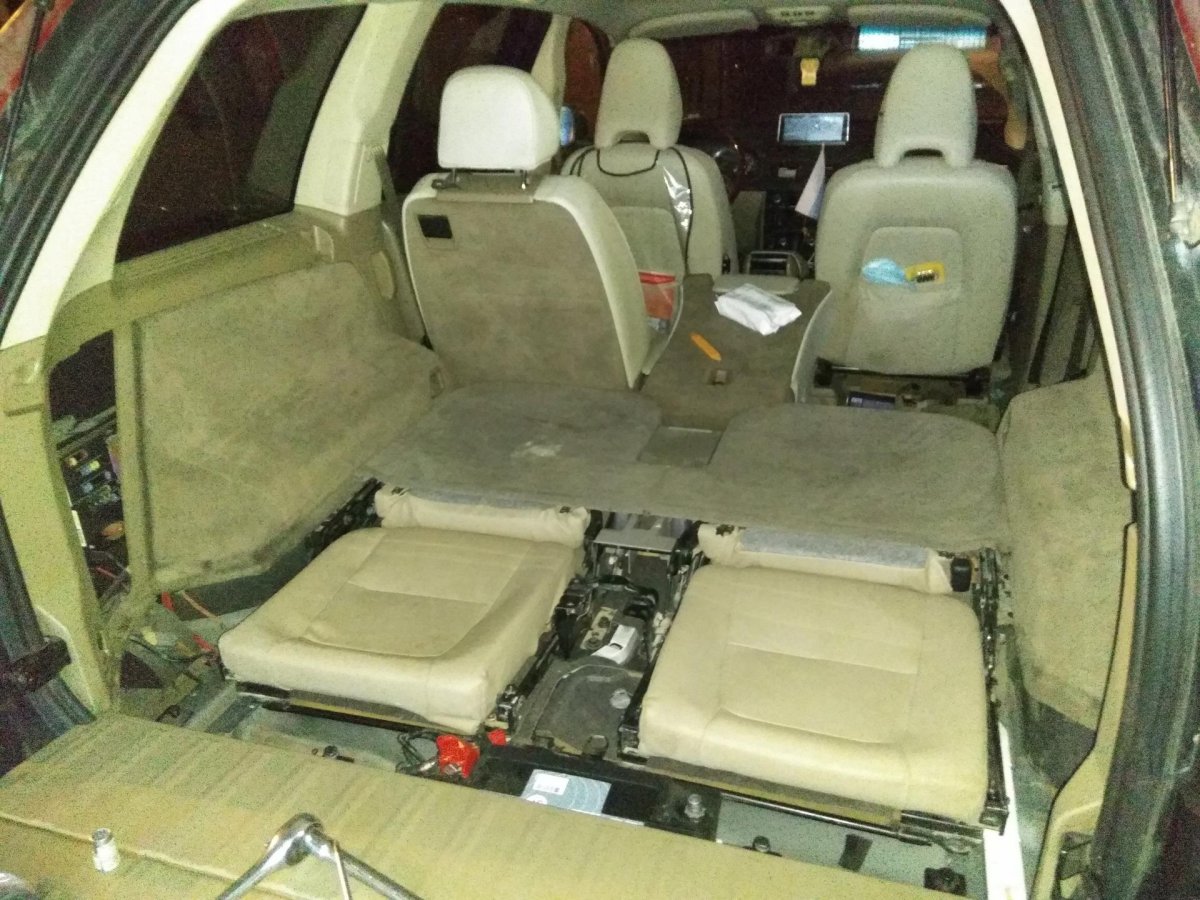 Вольво xc70 третий ряд сидений