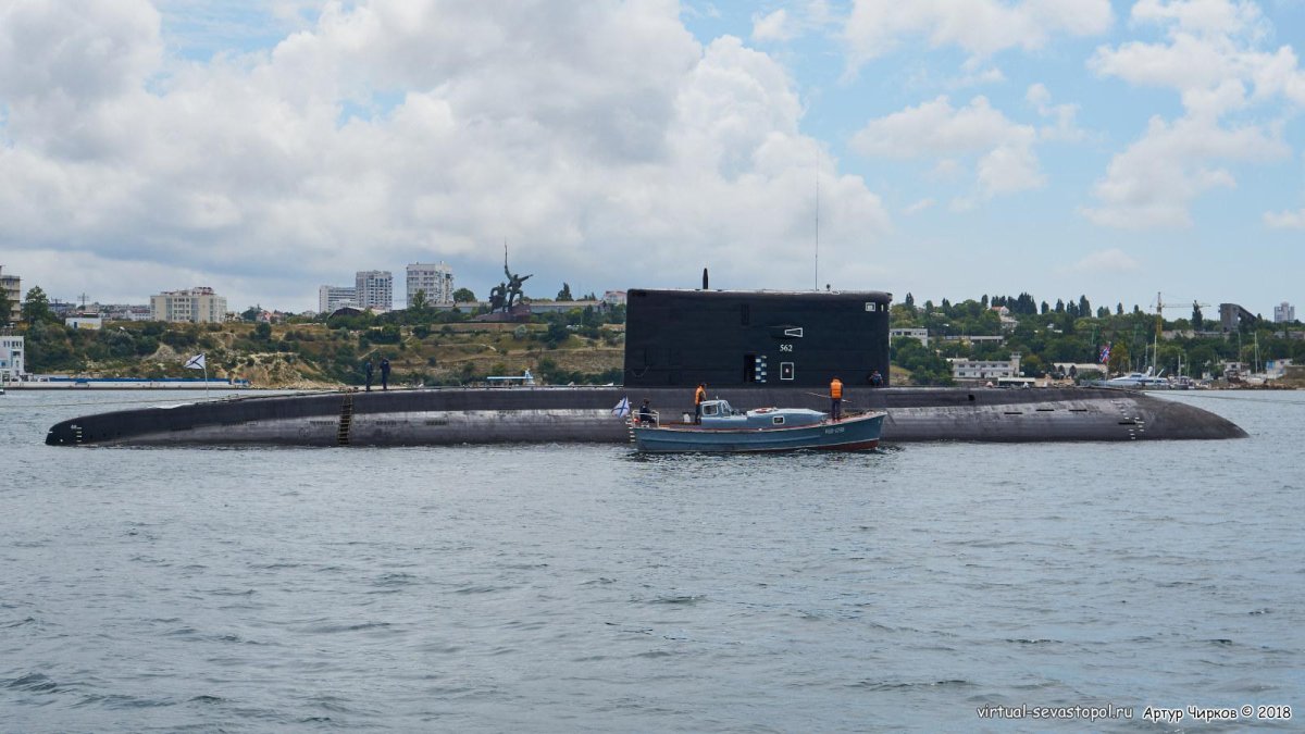 Дизель-электрическая подводная лодка