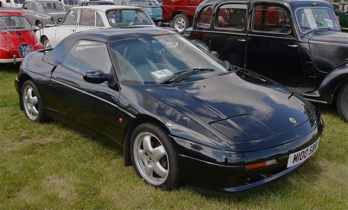 Лотус Элан 1989