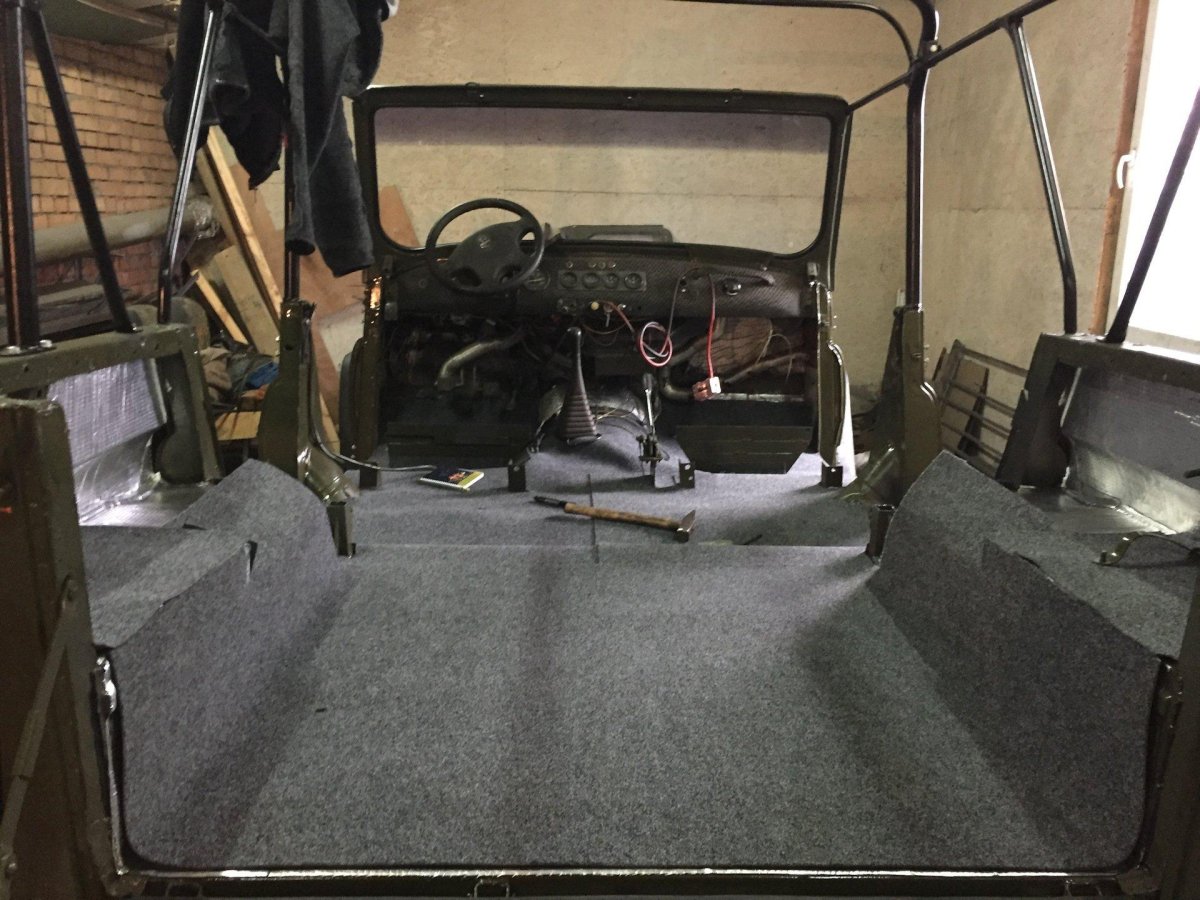 УАЗ 469 салон багажник